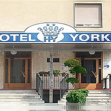 Hotel York Cinisello Balsamo Exterior foto