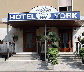 Hotel York Cinisello Balsamo Exterior foto